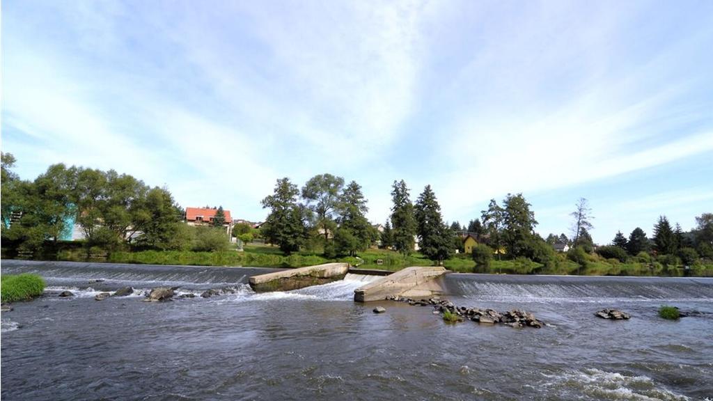 U Certa Hotell Čerčany Exteriör bild